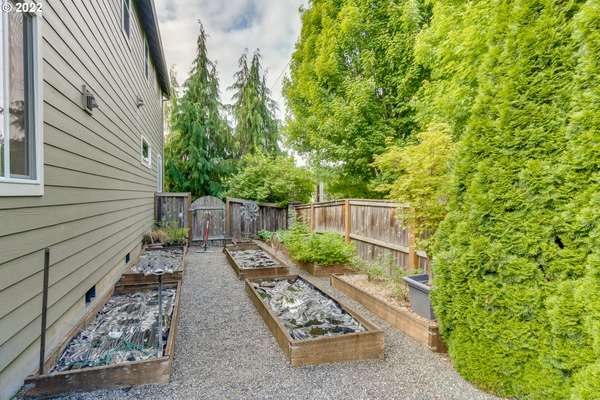 2807 NE 173rd St, Ridgefield, WA 98642