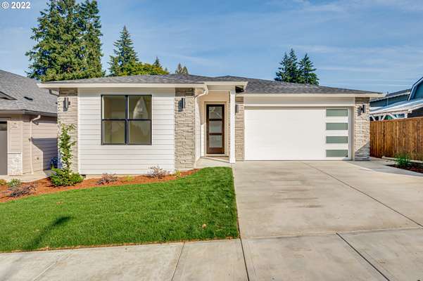 10217 NE 27th Ave, Vancouver, WA 98686