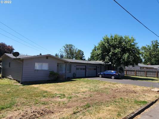 5319 NE 103rd St, Vancouver, WA 98686