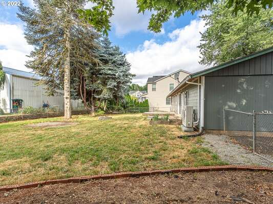 8413 NE 63rd St, Vancouver, WA 98662