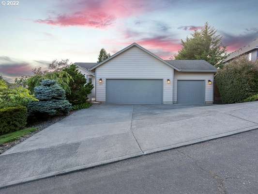 2257  37th St, Washougal, WA 98671