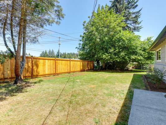 8015 NE 78th St, Vancouver, WA 98662