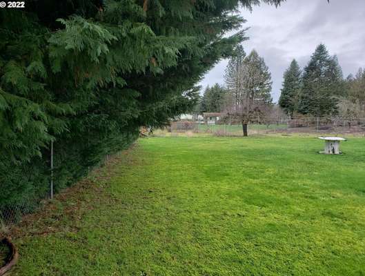 1655 N 25th St, Washougal, WA 98671