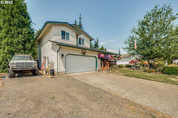 151  Greystone Rd, Kalama, WA 98625