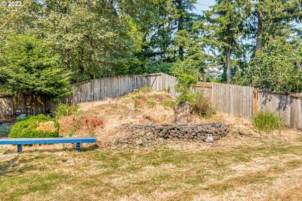 151  Greystone Rd, Kalama, WA 98625