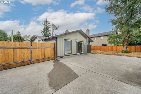 14109 NE 76th St, Vancouver, WA 98682