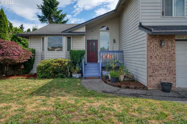 15713 NE 6th Cir, Vancouver, WA 98684