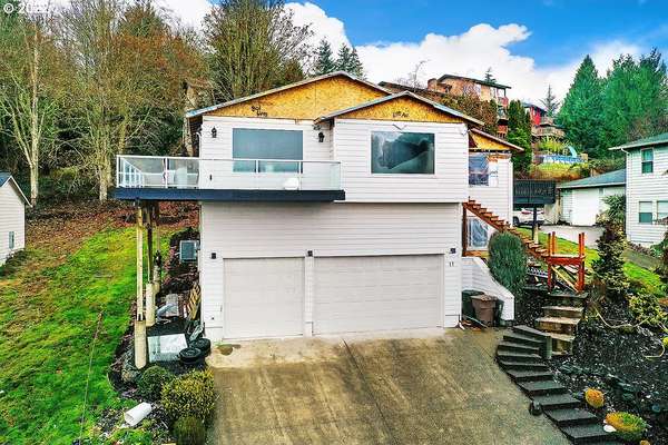 11  Curtis Ln, Longview, WA 98632