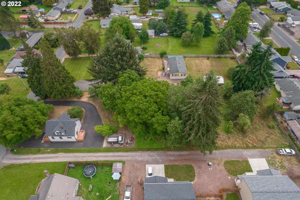 233  Lexington Ave, Kelso, WA 98626