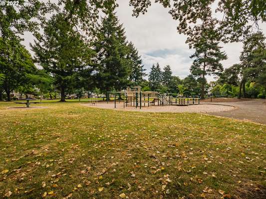 W 25th St, Vancouver, WA 98660