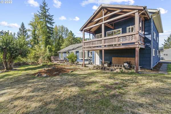 2140  Holcomb Loop Rd, Kelso, WA 98626