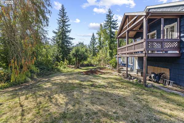 2140  Holcomb Loop Rd, Kelso, WA 98626