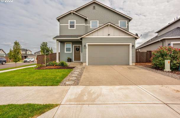 80 N 88th Dr, Ridgefield, WA 98642