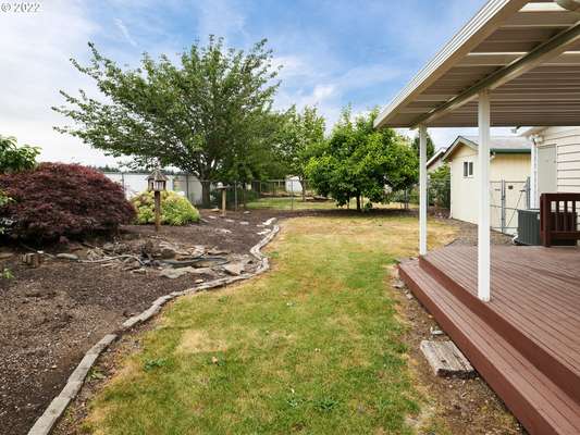 16500 SE 1st St #143, Vancouver, WA 98684