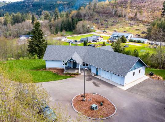 27605 NE Felkel Rd, Yacolt, WA 98675