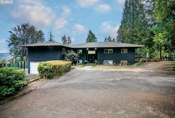 127  Grandview Ter, Longview, WA 98632