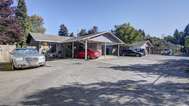 4208 E 17th St, Vancouver, WA 98661