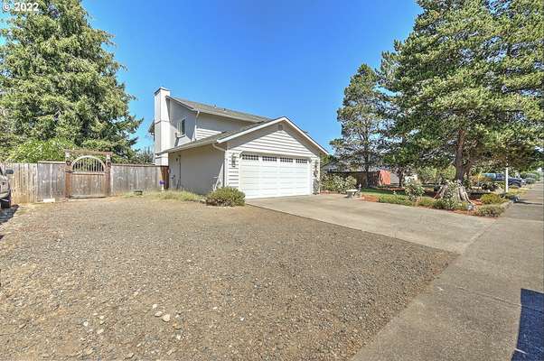 17306 NE 6th St, Vancouver, WA 98684