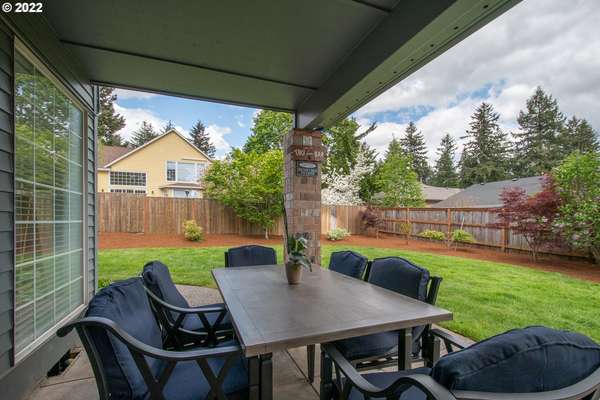 2707 SE Briarwood Dr, Vancouver, WA 98683