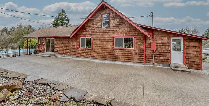 1411  Modrow Rd, Kalama, WA 98625