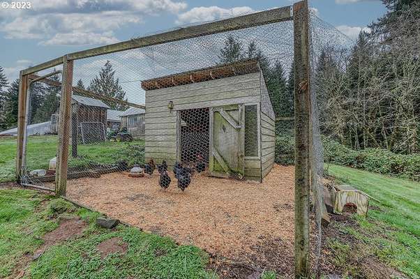 1411  Modrow Rd, Kalama, WA 98625