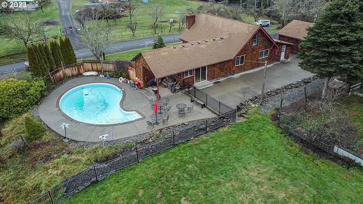 1411  Modrow Rd, Kalama, WA 98625