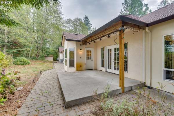 39422 SE Washougal River Rd, Washougal, WA 98671