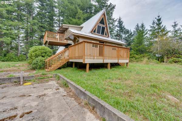 39422 SE Washougal River Rd, Washougal, WA 98671