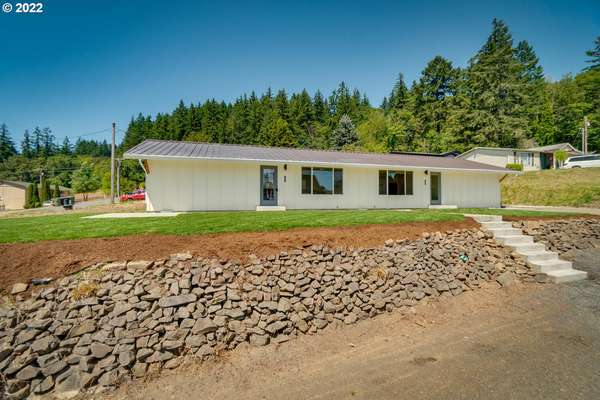 1002  Cedar St, Kalama, WA 98625