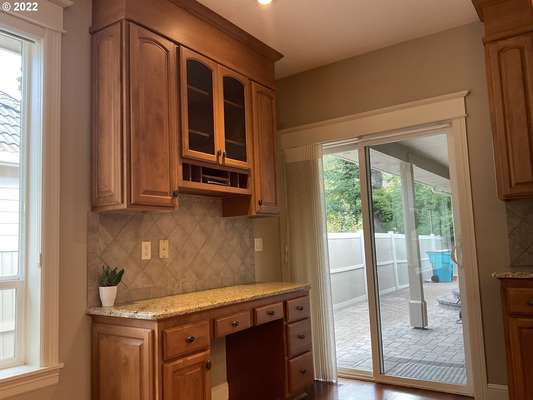 14718 NE 11th St, Vancouver, WA 98684