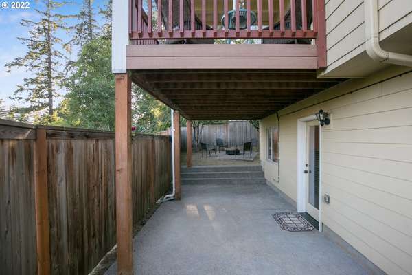 870 N P St, Washougal, WA 98671