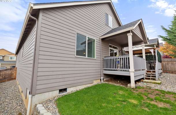 10805 NE 105th St, Vancouver, WA 98662