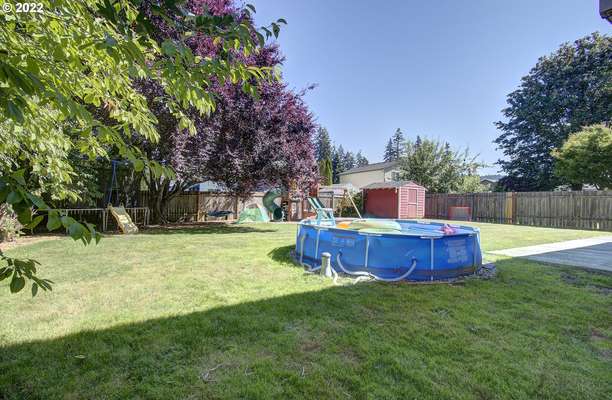 404 SE 7th St, Battle Ground, WA 98604