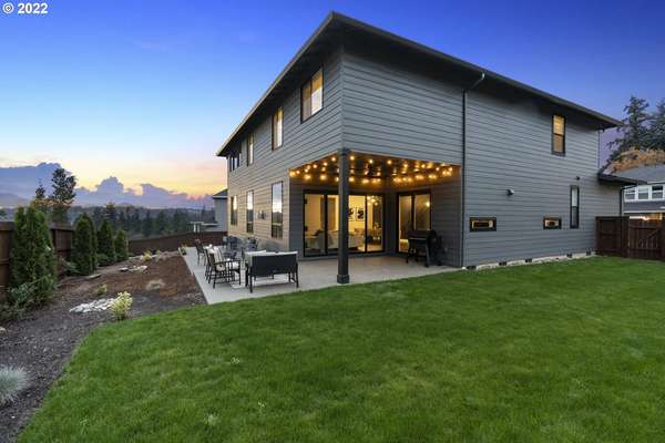 900 W Magnolia Loop, Washougal, WA 98671