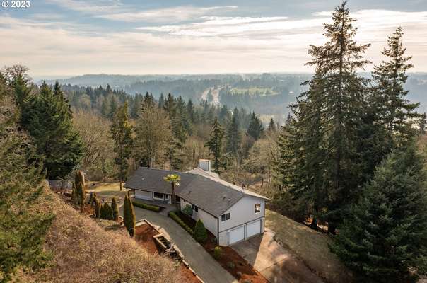 35709 NW Fairchild Rd, Woodland, WA 98674