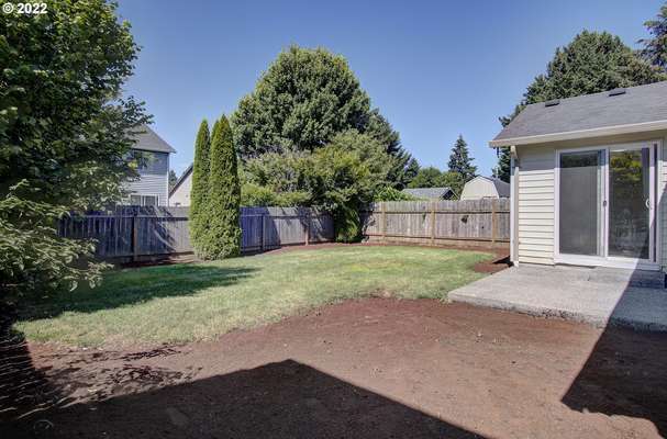 9006 NE 72nd St, Vancouver, WA 98662