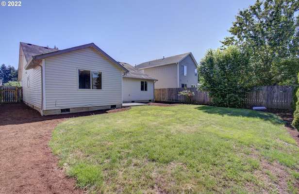 9006 NE 72nd St, Vancouver, WA 98662