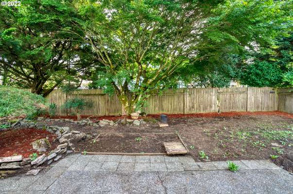 15713 NE 6th Cir, Vancouver, WA 98684