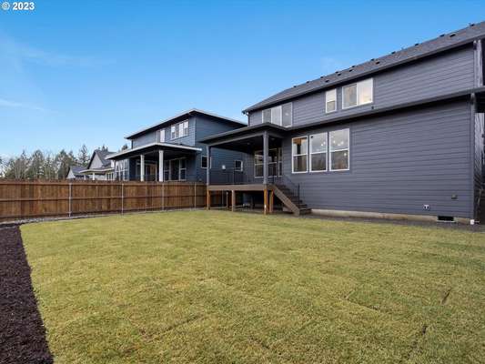 232 N 22nd Ct, Ridgefield, WA 98642