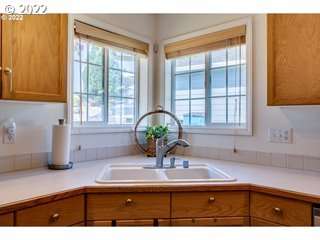 3917 NE 35th Cir, Vancouver, WA 98661