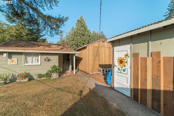 301  Taylor St, Ryderwood, WA 98581