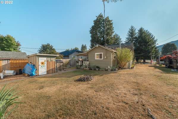 301  Taylor St, Ryderwood, WA 98581