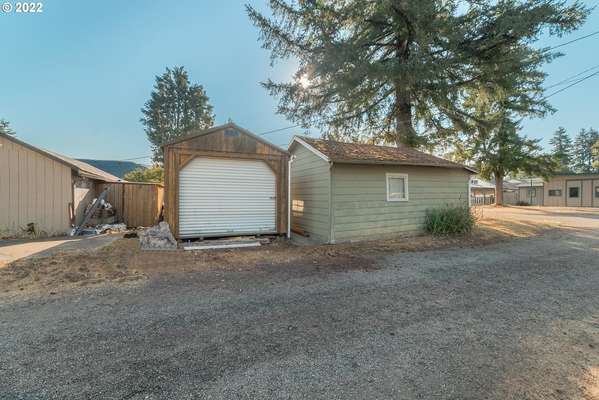 301  Taylor St, Ryderwood, WA 98581