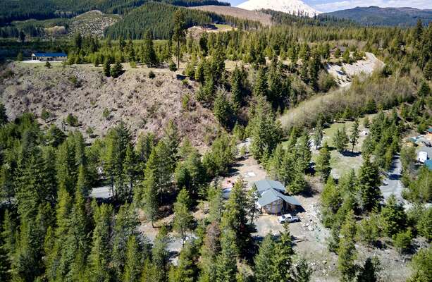 192  Sasquatch Way, Cougar, WA 98616