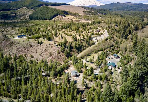 192  Sasquatch Way, Cougar, WA 98616