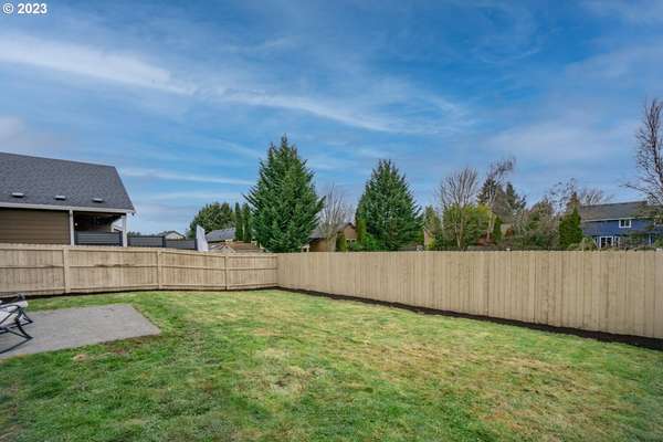 13911 NE 101st St, Vancouver, WA 98682