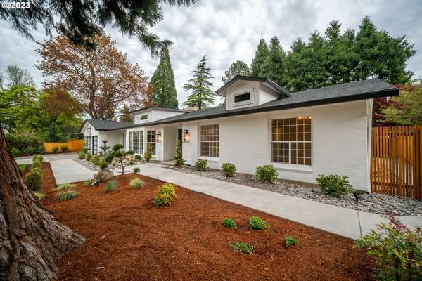 207  Phoenix Way, Vancouver, WA 98661