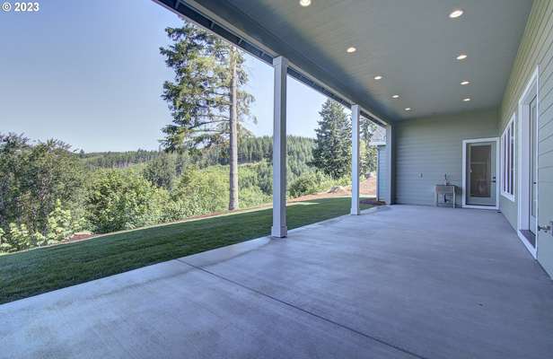 825  Sommerset Rd, Woodland, WA 98674