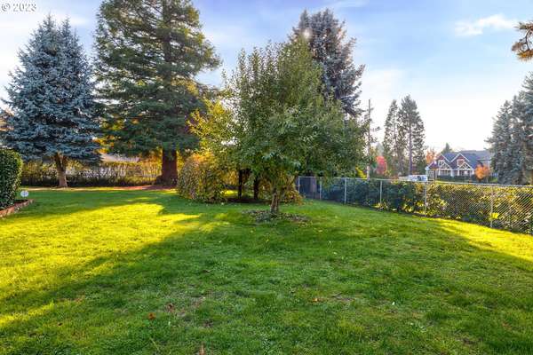 4412 NW 127th St, Vancouver, WA 98685
