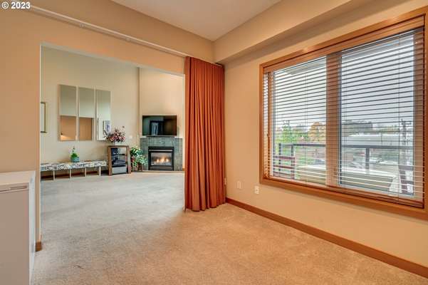 300 W 8th St #418, Vancouver, WA 98660